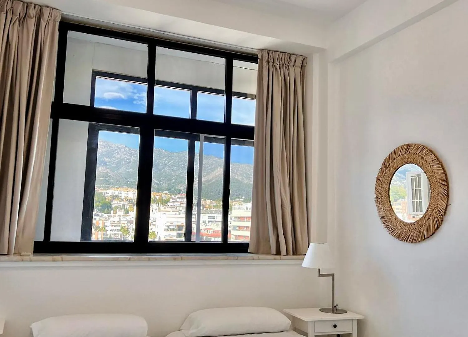 Apartamento Skol 937B By Completely Marbella España